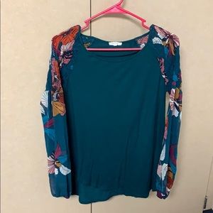 Green long sleeved blouse